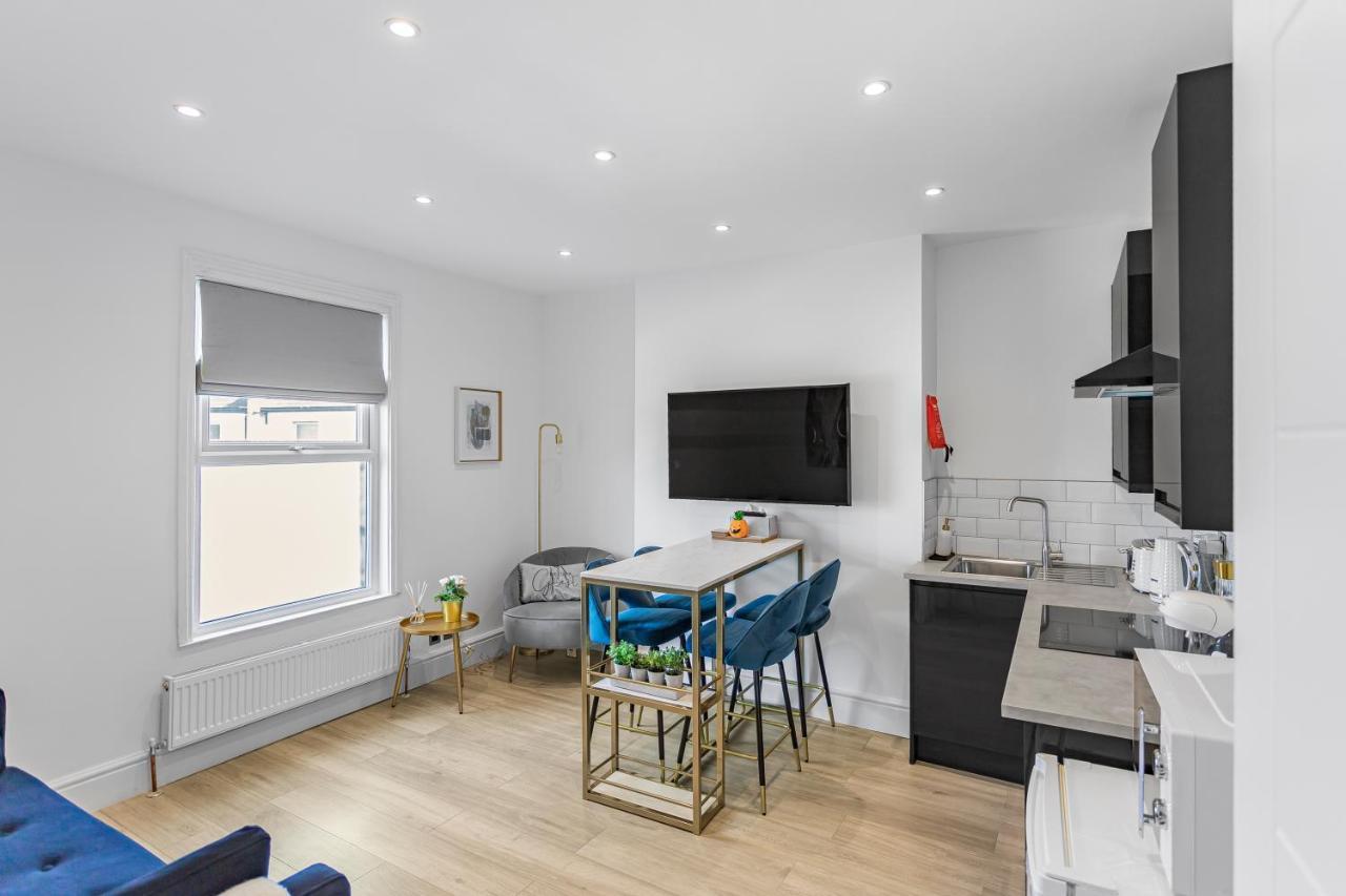 Modern 3 And 2 Bedroom Apartment In Maida Vale Londres Extérieur photo